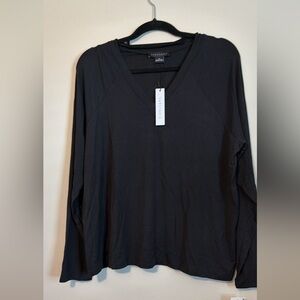 Sanctuary Black V-Neck Long Sleeve Tee women’s size medium